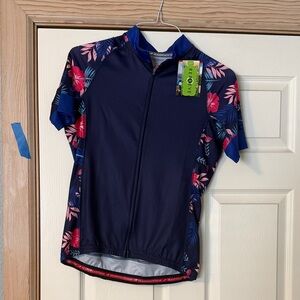 Brand new Headsweats women’s cycling jersey.